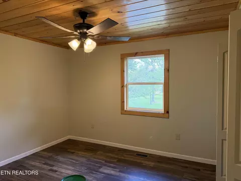 318 Lee Rd, Lancing, TN 37770 photo 15