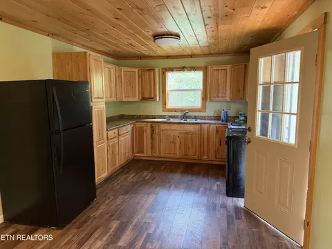 318 Lee Rd, Lancing, TN 37770 photo 13