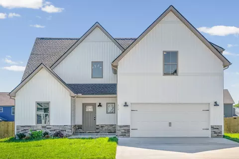 317 Galway Dr, Clarksville, TN 37042