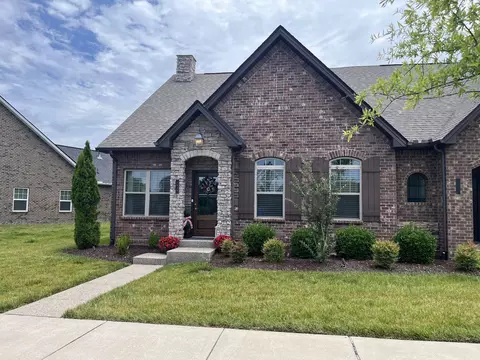 2049 Flowing Creek Dr, Franklin, TN 37064