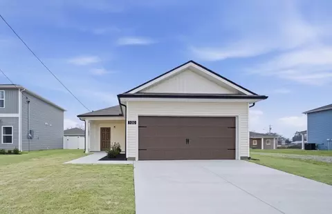 95 Stonehenge Cir NW, Manchester, TN 37355