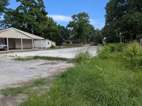 76 W Park St, Alamo, TN 38001