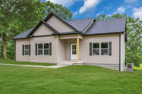 Exterior - 497 Jesse Work Rd, Dickson, TN 37055 photo 4 of 5