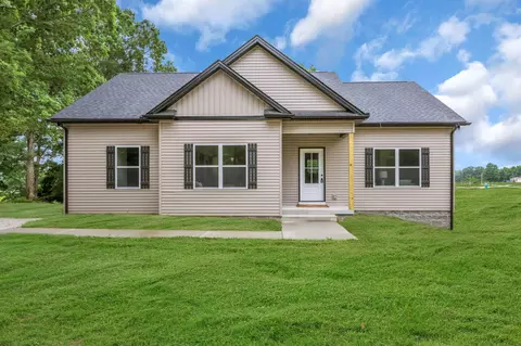 Exterior - 497 Jesse Work Rd, Dickson, TN 37055 photo 2 of 5