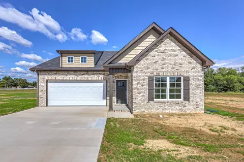 41 Bartow St, Decherd, TN 37324