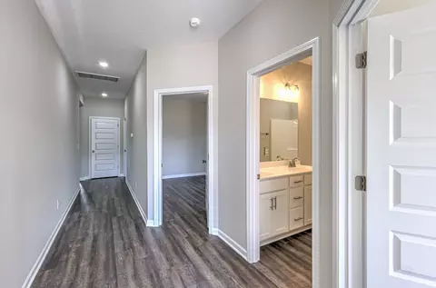 Entry Way - 41 Bartow St, Decherd, TN 37324 photo 1 of 3