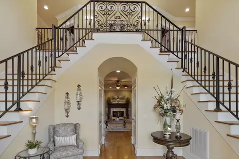 8288 Guthrie Rd, Cross Plains, TN 37049