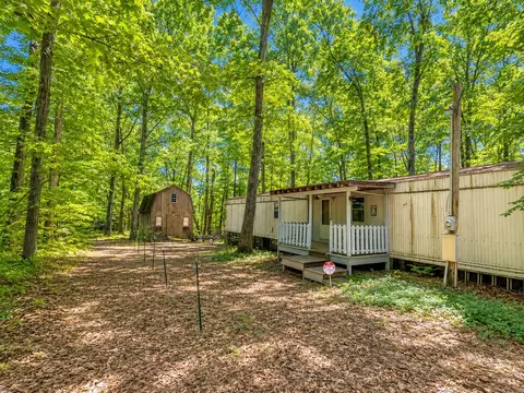 360 Floyd Dr, Smithville, TN 37166