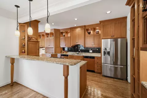1464 Tyne Blvd, Nashville, TN 37215