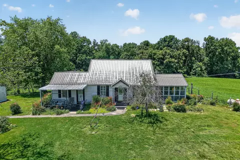 2531 Old Well Rd, Morrison, TN 37357