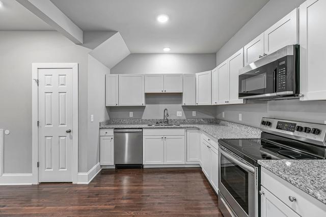 434 Caldwell Dr, Columbia, TN 38401