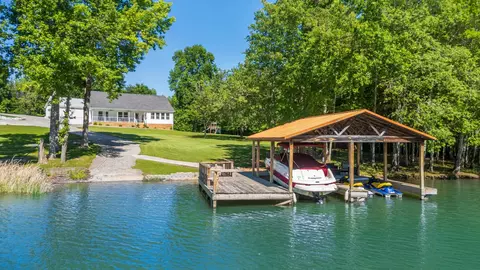 149 Ledford Ln, Decatur, TN 37322