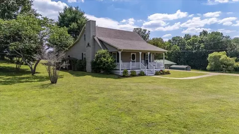 612 Clax Branch Rd, Loretto, TN 38469