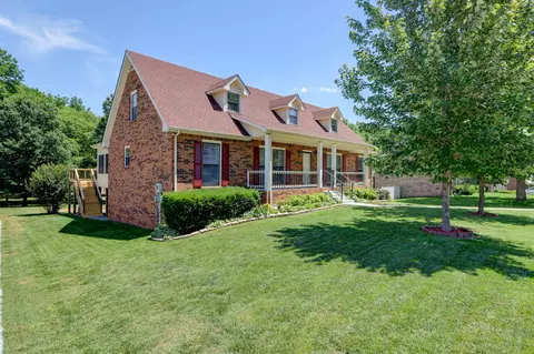 1030 Hillshire Dr, Clarksville, TN 37043