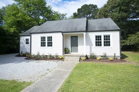 815 Cedar Ln, Tullahoma, TN 37388
