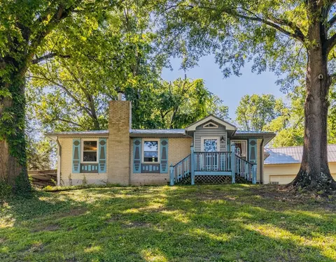 122 Luna Dr, Nashville, TN 37211