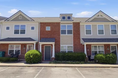 2017 Arum Ct, Spring Hill, TN 37174