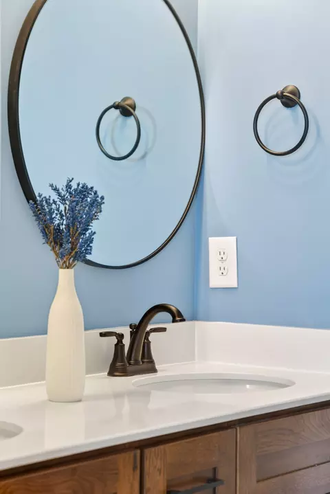 Bath - 5367 Roy Holman Rd, Springfield, TN 37172 photo 9 of 9
