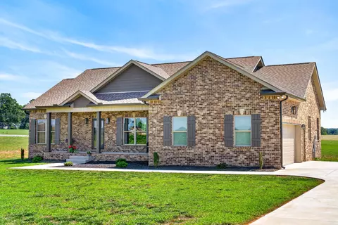 Exterior - 5367 Roy Holman Rd, Springfield, TN 37172 photo 4 of 9