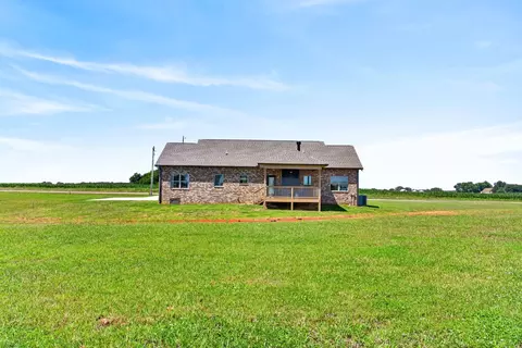 Exterior - 5367 Roy Holman Rd, Springfield, TN 37172 photo 6 of 9
