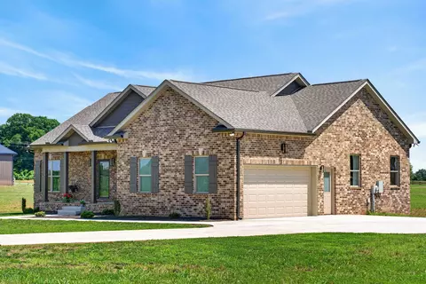 Exterior - 5367 Roy Holman Rd, Springfield, TN 37172 photo 3 of 9