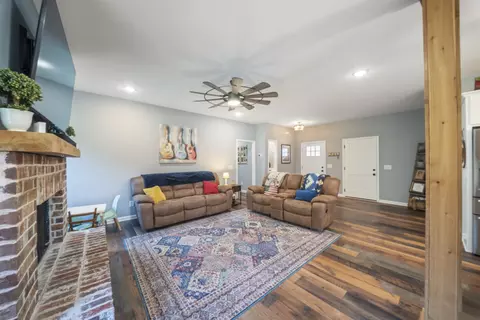 Entry Way - 22153 Highway 49 E, Springfield, TN 37172 photo 2 of 4