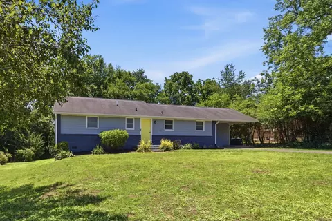 2525 Woodberry Dr, Nashville, TN 37214