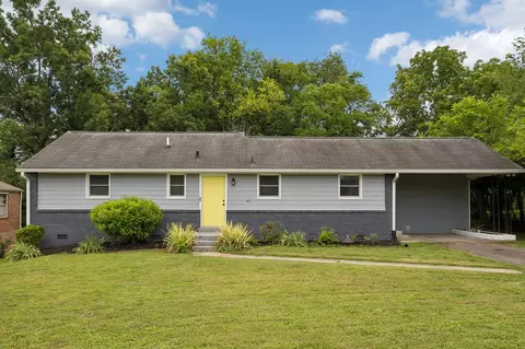 2525 Woodberry Dr, Nashville, TN 37214