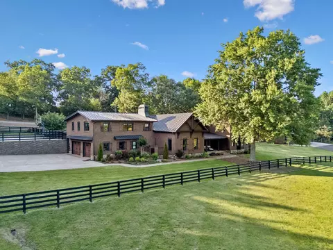 9862 Sam Donald Rd, Nolensville, TN 37135