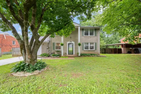 3243 Cloverwood Dr, Nashville, TN 37214