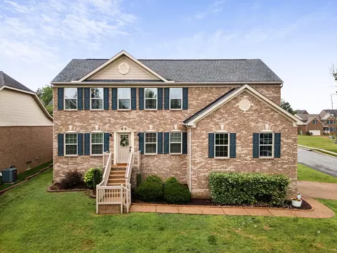 610 Stonebridge Ln, Mount Juliet, TN 37122