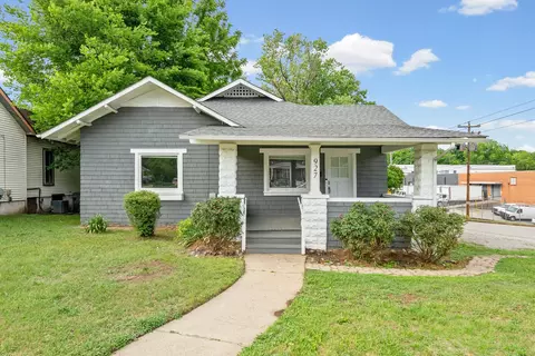 927 Crossland Ave, Clarksville, TN 37040