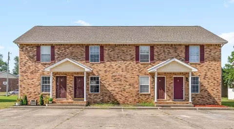 289 Raleigh Dr #B, Clarksville, TN 37043