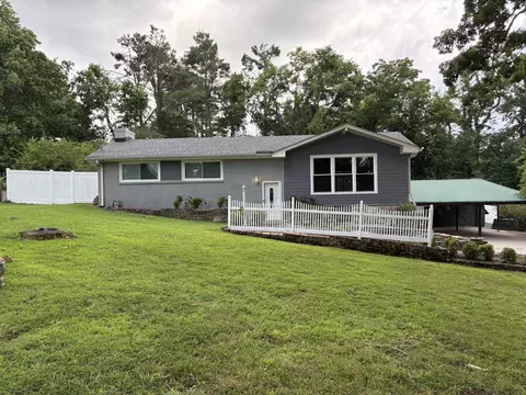 304 Hickory Dr, Old Hickory, TN 37138