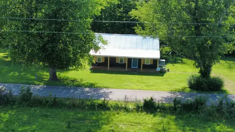 6491 Piney River Rd N, Bon Aqua, TN 37025