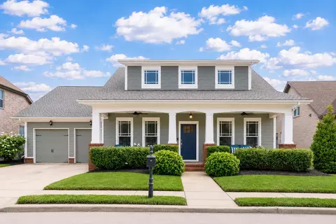2017 Callaway Park Pl, Thompsons Station, TN 37179