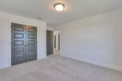 Bedroom - 5525 Sinclair St, Murfreesboro, TN 37127 photo 6 of 10