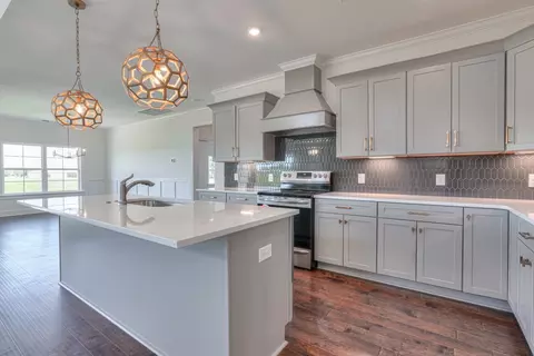 Kitchen - 5525 Sinclair St, Murfreesboro, TN 37127 photo 1 of 4