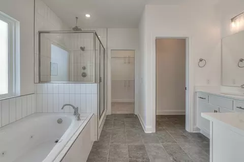 Bath - 5525 Sinclair St, Murfreesboro, TN 37127 photo 1 of 6
