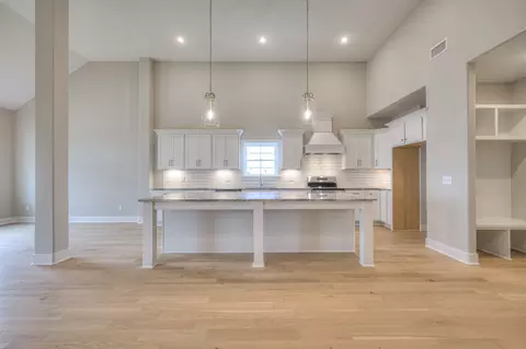 Kitchen - 5536 Sinclair Ct, Murfreesboro, TN 37127 photo 4 of 4