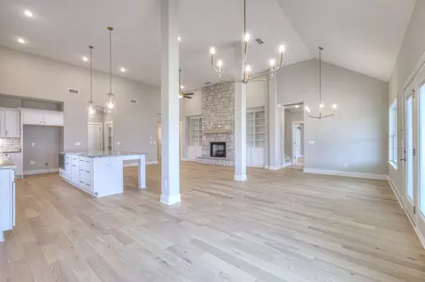 Living - 5536 Sinclair Ct, Murfreesboro, TN 37127 photo 5 of 6