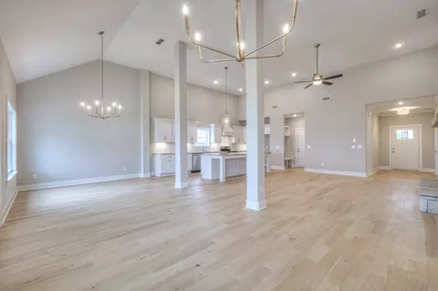 Living - 5536 Sinclair Ct, Murfreesboro, TN 37127 photo 6 of 6