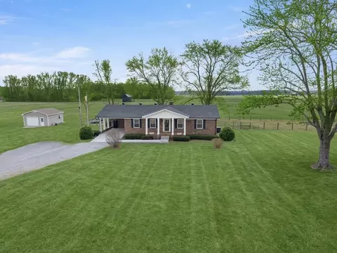 8412 Highway 41 N, Adams, TN 37010