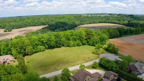 24 Port Royal Est, Adams, TN 37010