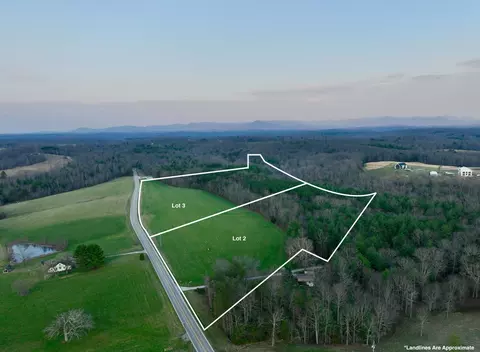 3 Nashville Hwy, Deer Lodge, TN 37726