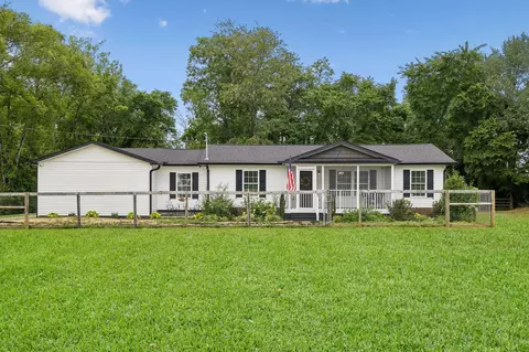 6782 Woodbury Pike, Murfreesboro, TN 37127