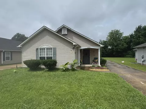 203 Phillips St, Jackson, TN 38301