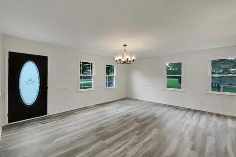 Living - 809 Belle Dr, Spring Hill, TN 37174 photo 1 of 3