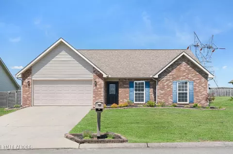 1112 Cherbourg Dr, Maryville, TN 37801