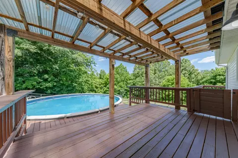 824 Mulberry Dr, Columbia, TN 38401